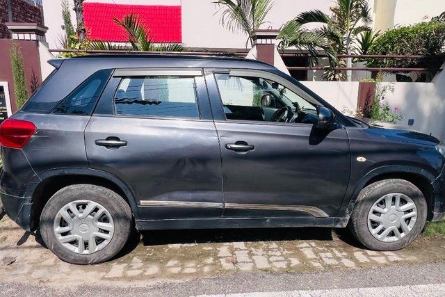 Maruti Suzuki Vitara Brezza VDi Option Second-hand 2017 Maruti Suzuki Vitara Brezza VDi Option for sale in Meerut
