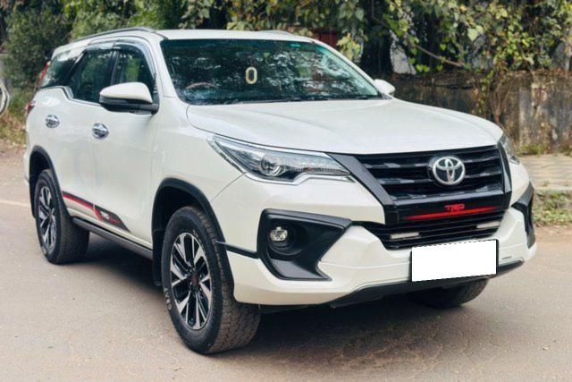 Toyota Fortuner TRD Sportivo 2.8 2WD AT Second-hand 2017 Toyota Fortuner TRD Sportivo 2.8 2WD AT for sale in Pune