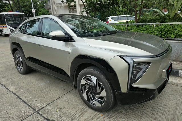 Mahindra XEV 9e पैक थ्री 11.2किलोवाट चार्जर Second-hand 2025 Mahindra XEV 9e पैक थ्री 11.2किलोवाट चार्जर for sale in Mumbai