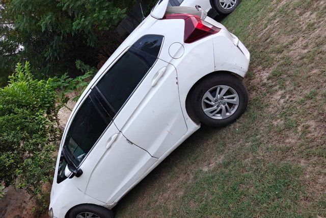 Honda Jazz 1.5 वीएक्स i DTEC Second-hand 2015 Honda Jazz 1.5 वीएक्स i DTEC for sale in Fatehabad