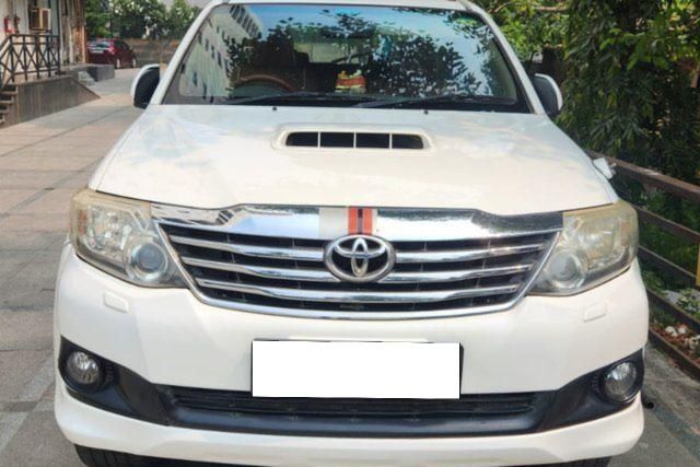 Toyota Fortuner 4x2 4 Speed AT Second-hand 2012 Toyota Fortuner 4x2 4 Speed AT for sale in Thane