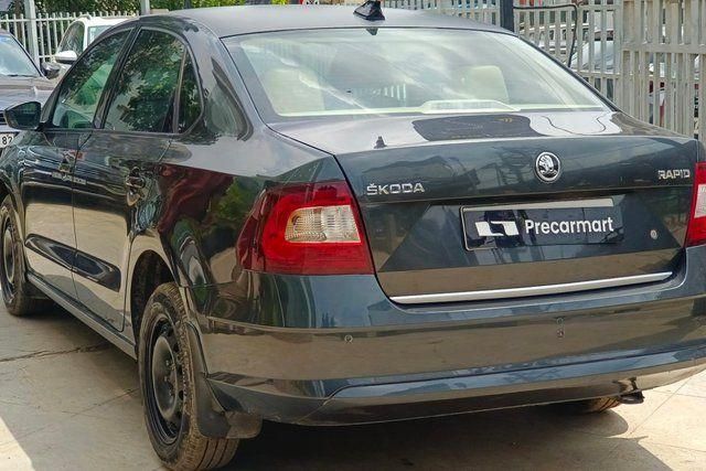Skoda Rapid 1.6 एमपीआई एक्टिव बीएस4 Second-hand 2019 Skoda Rapid 1.6 एमपीआई एक्टिव बीएस4 for sale in Bangalore