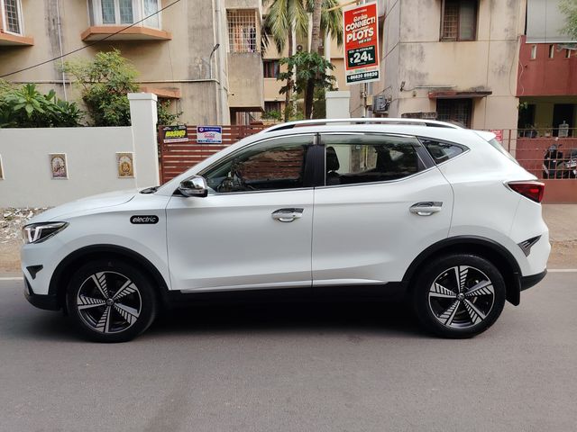 MG ZS EV एक्सक्लूसिव Second-hand 2021 MG ZS EV एक्सक्लूसिव for sale in Chennai
