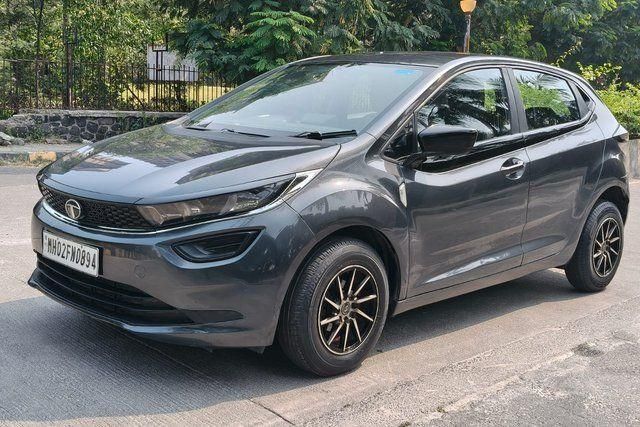 Tata Altroz एक्सई बीएस6 Second-hand 2021 Tata Altroz एक्सई बीएस6 for sale in Mumbai