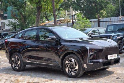 2026 Mahindra XEV 9e पैक थ्री 11.2किलोवाट चार्जर
