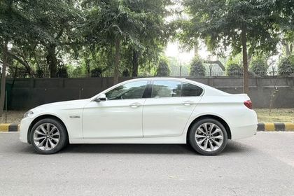 2017 BMW 5 Series 520d Luxury Line