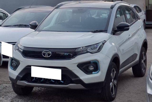 Tata Nexon EV एक्सजेड प्लस Second-hand 2021 Tata Nexon EV एक्सजेड प्लस for sale in Mumbai