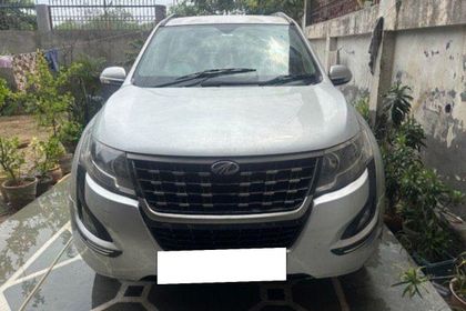 2019 Mahindra XUV500 W11 FWD डीजल