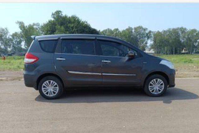Maruti Suzuki Ertiga वीएक्सआई Second-hand 2014 Maruti Suzuki Ertiga वीएक्सआई for sale in Nashik