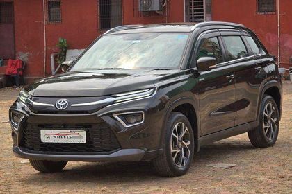 2023 Toyota Hyryder वी हाइब्रिड