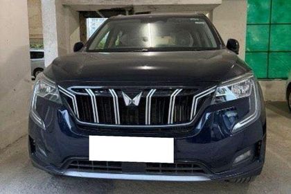 2025 Mahindra XUV700 AX5 7 Str AT