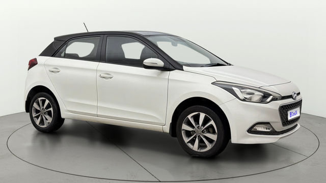 Hyundai i20 1.4 एस्टा Dual Tone Second-hand 2018 Hyundai i20 1.4 एस्टा Dual Tone for sale in Chennai