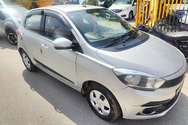 Tata Tiago 1.2 Revotron XZ Second-hand 2016 Tata Tiago 1.2 Revotron XZ for sale in New Delhi