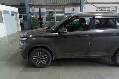 2022 हुंडई वेन्यू S Opt Diesel