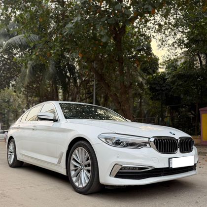 2020 BMW 5 Series 520d लक्ज़री Line