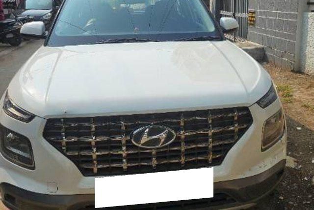 Hyundai Venue S Second-hand 2022 Hyundai Venue S for sale in Indore
