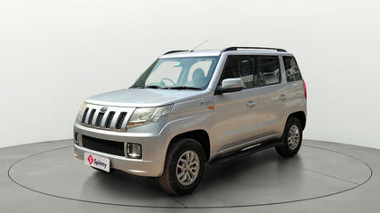 2017 Mahindra TUV 300 mHAWK100 T8