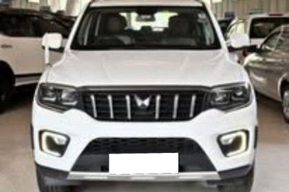 2023 Mahindra Scorpio N Z4