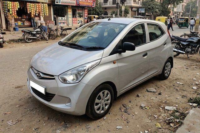Hyundai EON Era Plus Second-hand 2015 Hyundai EON Era Plus for sale in Ahmedabad