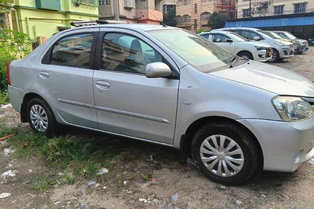 Toyota Etios G Second-hand 2011 Toyota Etios G for sale in North 24 Parganas