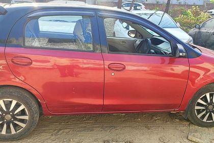 2016 Toyota Etios Liva V