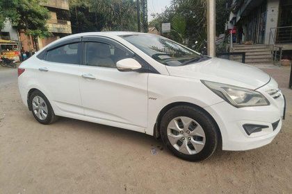 2016 हुंडई वरना 1.4 VTVT