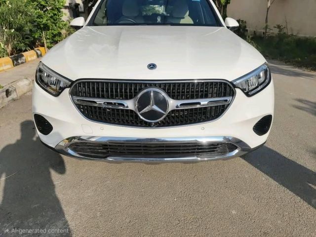 Mercedes-Benz GLC 300 Second-hand 2024 Mercedes-Benz GLC 300 for sale in Tiruvallur