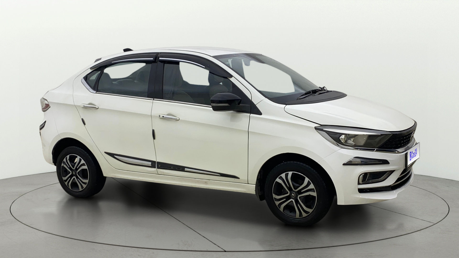 2022 Tata Tigor 1199 cc कार मुंबई में ₹5.04 लाख में - CarDekho
