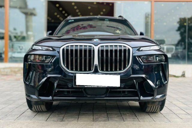 Second-hand 2025 BMW X7 xDrive40i M Sport for sale in Bangalore