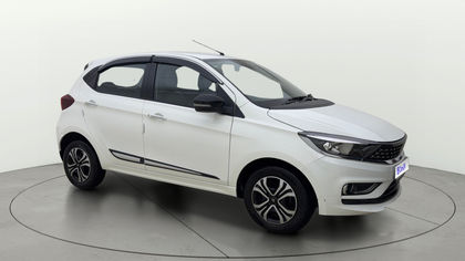 2024 Tata Tiago XZA प्लस AMT सीएनजी