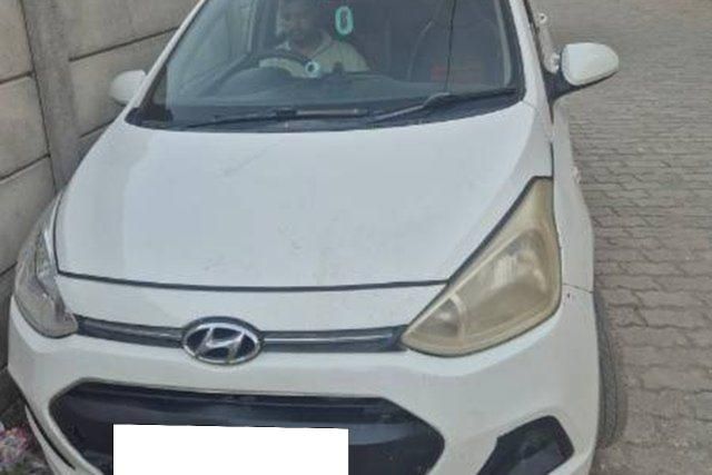 Hyundai Xcent 1.2 कप्पा एस रेनफोर्स्ड Second-hand 2016 Hyundai Xcent 1.2 कप्पा एस रेनफोर्स्ड for sale in Panipat