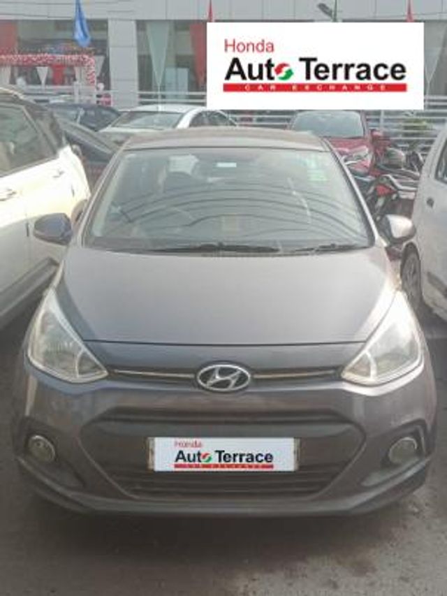 Hyundai Grand i10 1.2 कप्पा मैग्ना AT Second-hand 2014 Hyundai Grand i10 1.2 कप्पा मैग्ना AT for sale in Noida