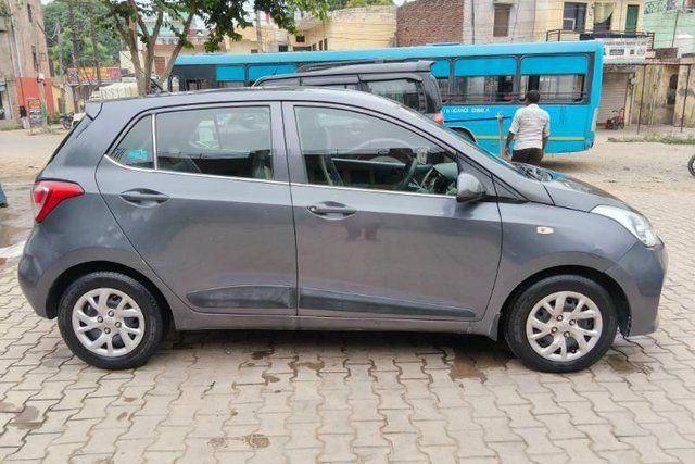 Hyundai Grand i10 1.2 CRDi Magna Second-hand 2017 Hyundai Grand i10 1.2 CRDi Magna for sale in Baddi