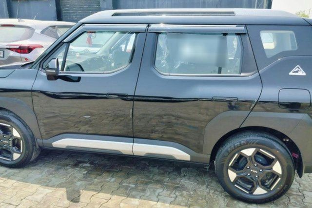 Kia Syros HTK Opt Diesel Second-hand 2025 Kia Syros HTK Opt Diesel for sale in Karnal
