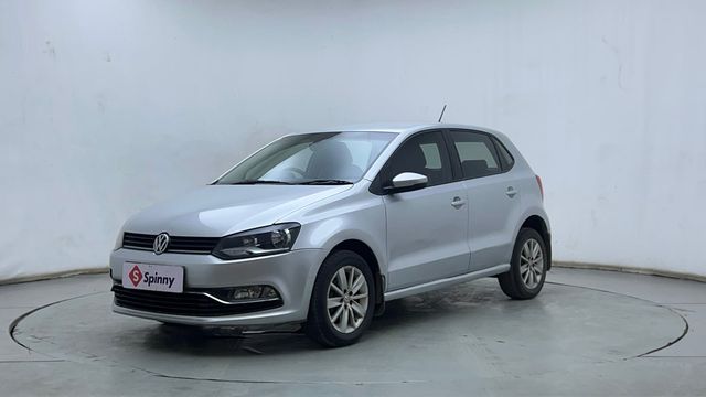 Second-hand 2016 Volkswagen Polo Petrol Highline 1.2L for sale in Hyderabad