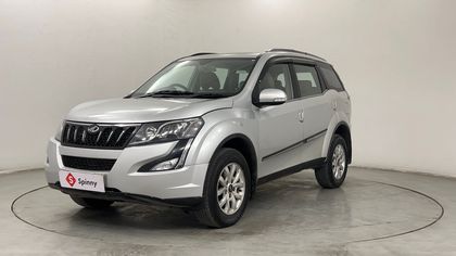 2015 Mahindra XUV500 W9