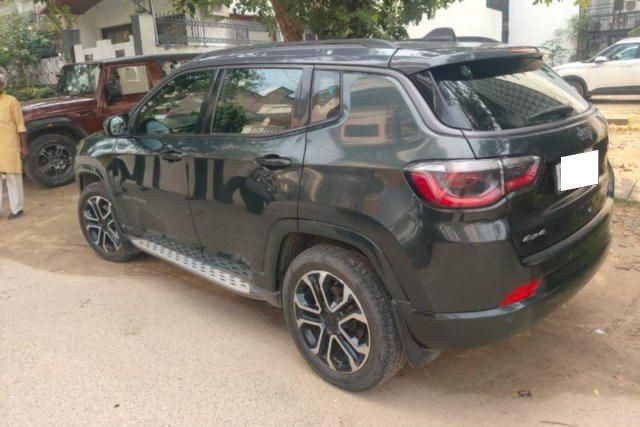 Jeep Compass 2.0 Model S Opt 4x4 AT Second-hand 2022 Jeep Compass 2.0 Model S Opt 4x4 AT for sale in Gurgaon