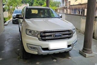 Used 3.2 Titanium AT 4X4