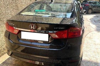 2023 Honda City V MT