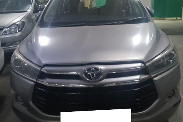 Toyota Innova Crysta 2.4 ZX MT BSIV Second-hand 2019 Toyota Innova Crysta 2.4 ZX MT BSIV for sale in Kanpur