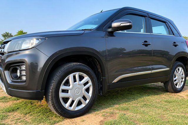 Maruti Suzuki Vitara Brezza एलएक्सआई Second-hand 2020 Maruti Suzuki Vitara Brezza एलएक्सआई for sale in Faridabad
