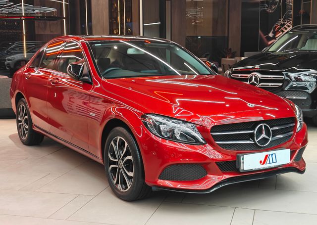 Mercedes-Benz C-Class Progressive C 220d Second-hand 2018 Mercedes-Benz C-Class Progressive C 220d for sale in Ahmedabad