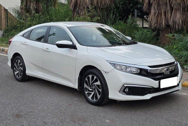 Second-hand 2019 Honda Civic V for sale in New Delhi