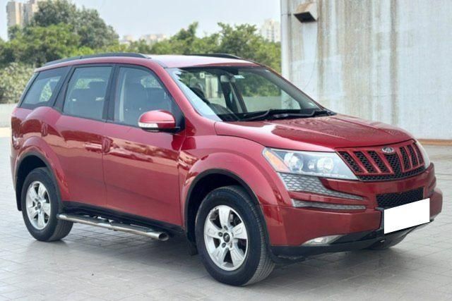 Second-hand 2014 Mahindra XUV500 W8 AWD for sale in Mumbai