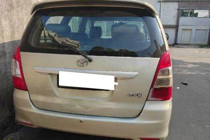 2012 Toyota Innova 2.5 G1 BSIV