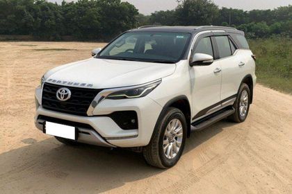 2021 Toyota Fortuner 2.8 4डब्ल्यूडी MT