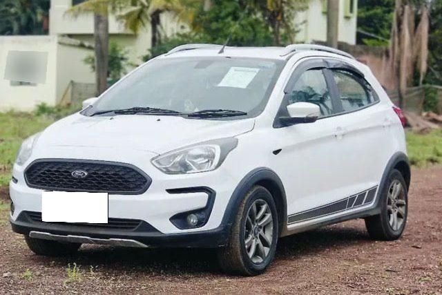 Second-hand 2019 Ford Freestyle Titanium डीजल बीएस4 for sale in Nashik