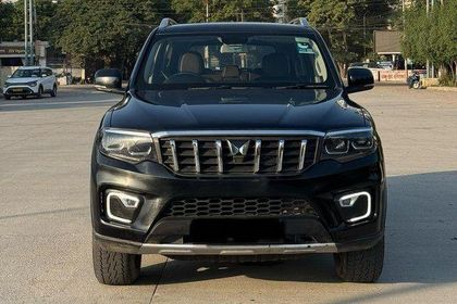 2023 महिंद्रा स्कॉर्पियो एन Z8 Diesel
