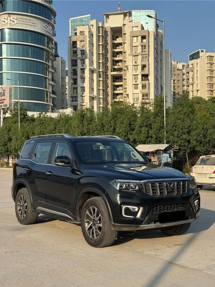 2023 महिंद्रा स्कॉर्पियो एन Z8 Diesel