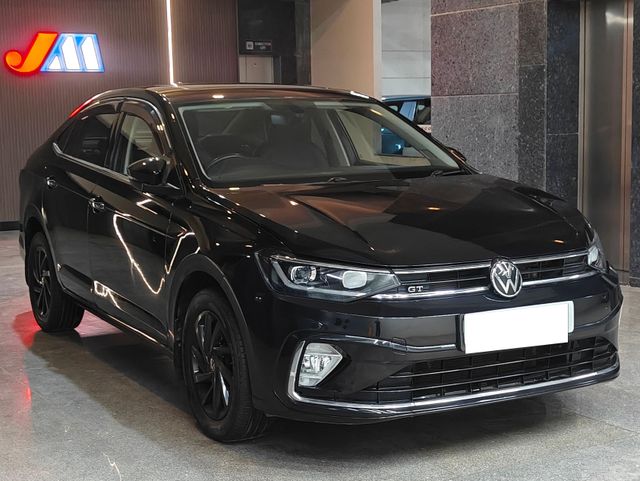 Volkswagen Virtus जीटी प्लस DSG Second-hand 2024 Volkswagen Virtus जीटी प्लस DSG for sale in Ahmedabad